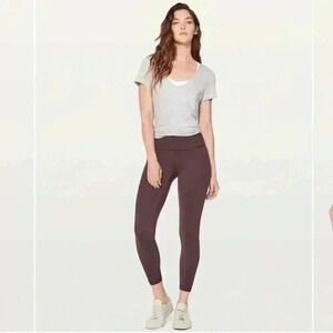 Lululemon Black Cherry  24” leggings perfect preowned